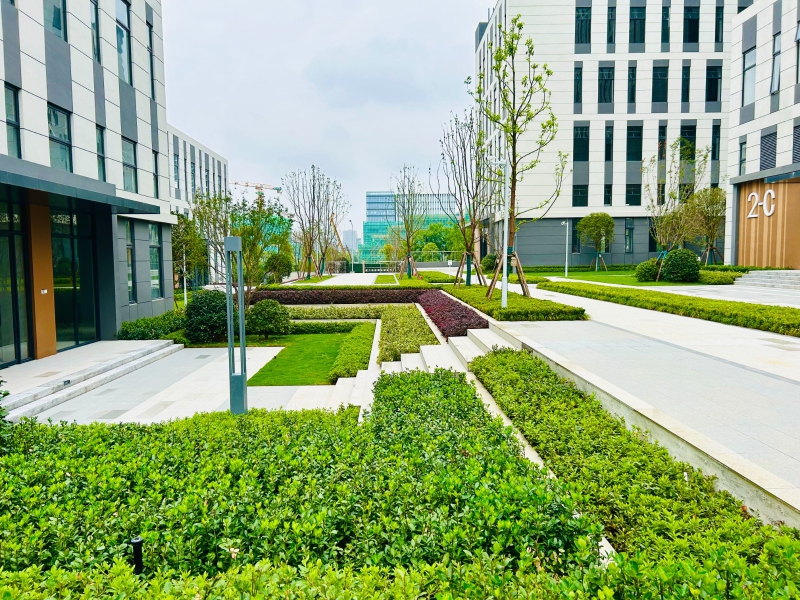 成華區(qū)現(xiàn)房廠房直租，680-9000平，可分租