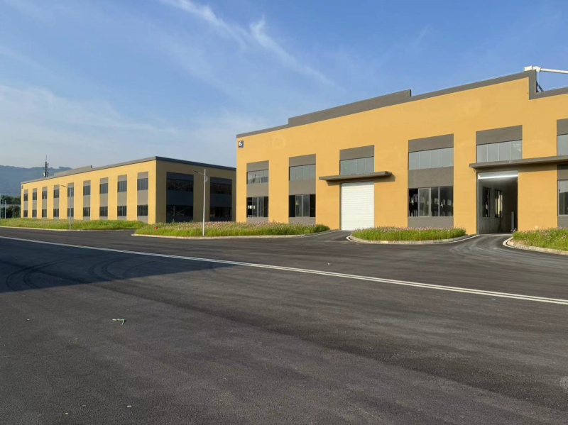 32000平米高標準廠房可分租,配套設施完善,環境好