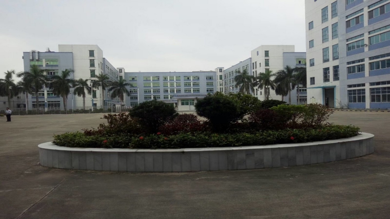 東莞市清溪鎮三中13800平方廠房(倉庫)出租