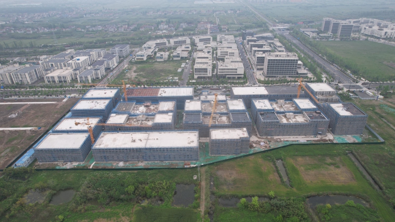 出售廠房,高速口,貨車通行方便,配套齊全,市區(qū)產(chǎn)證