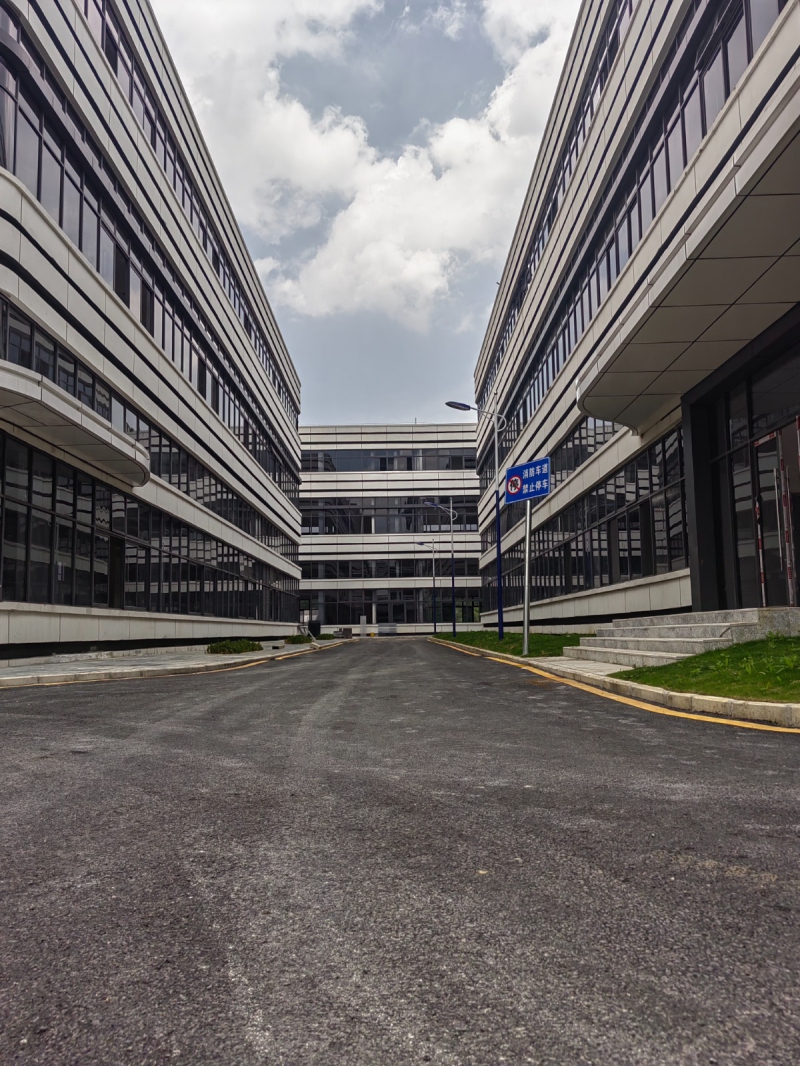 貴陽云巖主城區產業園三層工業別墅