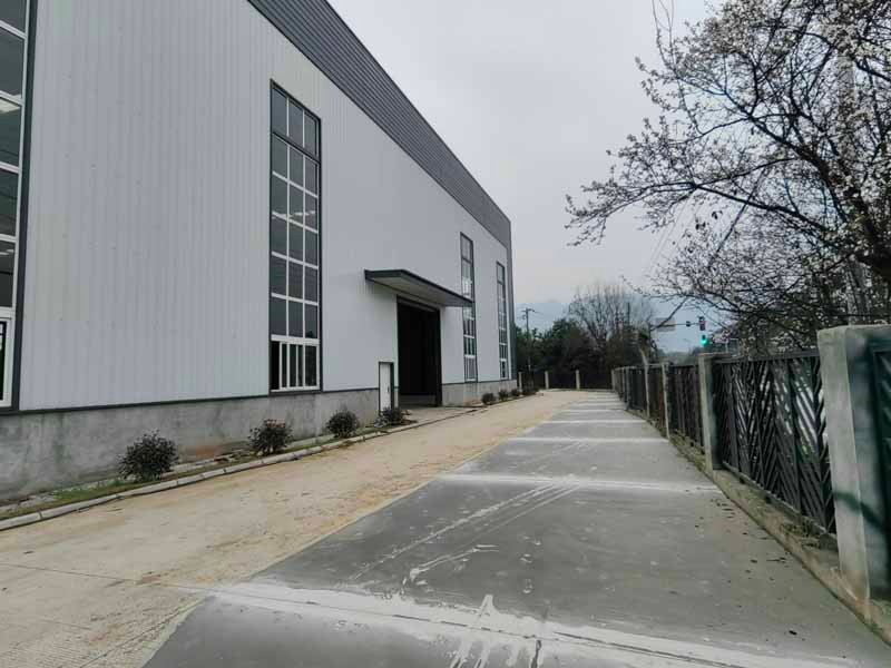 新都2800平米凈菜加工廠房出租