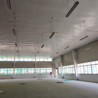 溫江地鐵口廠房直租10000平單層鋼結構8.3m高，有產權證，可分可整租