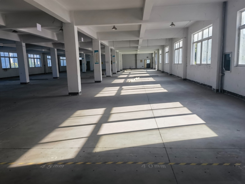 時代高架下,政府園區框架結構廠房出租