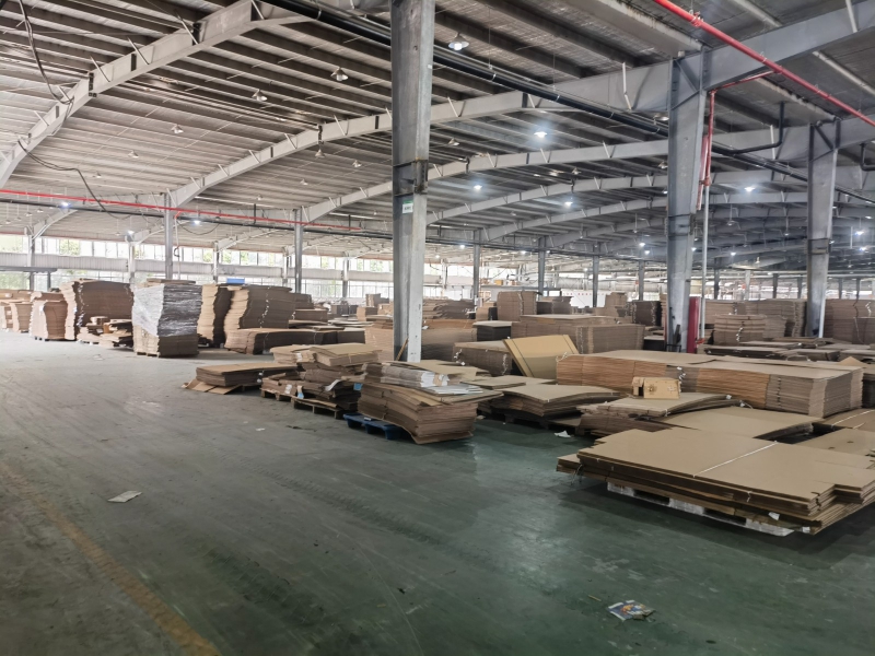 時代高架下來2300平大面積廠房出租