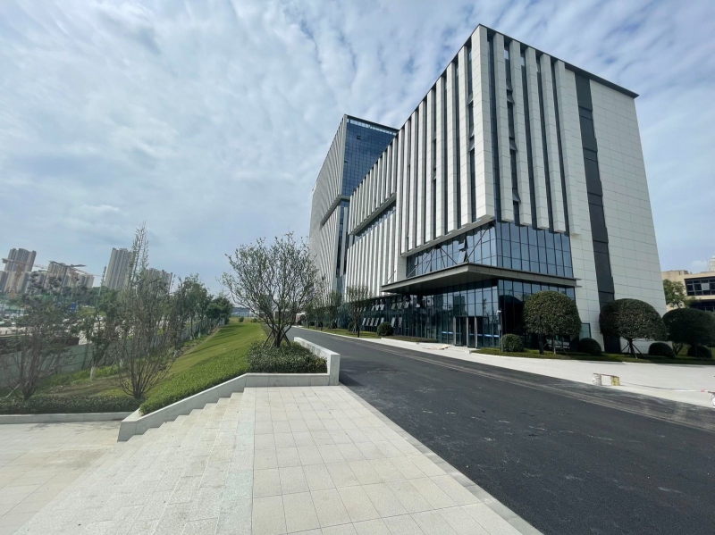 天府生物城稀缺6000平,醫(yī)藥園區(qū)帶蒸汽工業(yè)排污,可環(huán)評(píng)生產(chǎn)