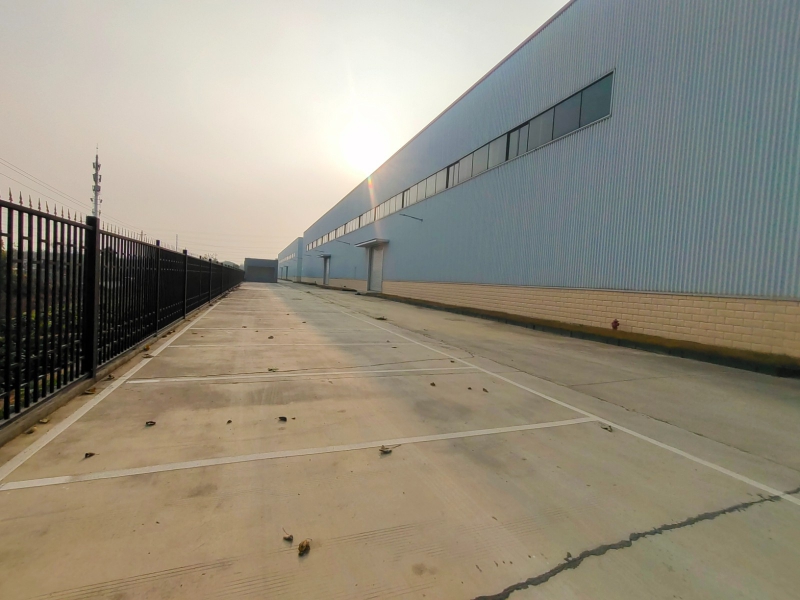 繞城旁 大面 500平分租  帶辦公住宿 層高13米