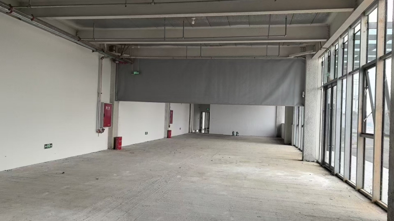 成都辦公樓出租,1-3層1500平米,也可生產(chǎn)住宿