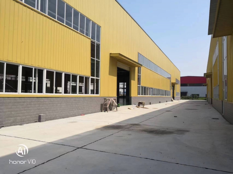 成都全新廠房出租，高度11米，可裝行車