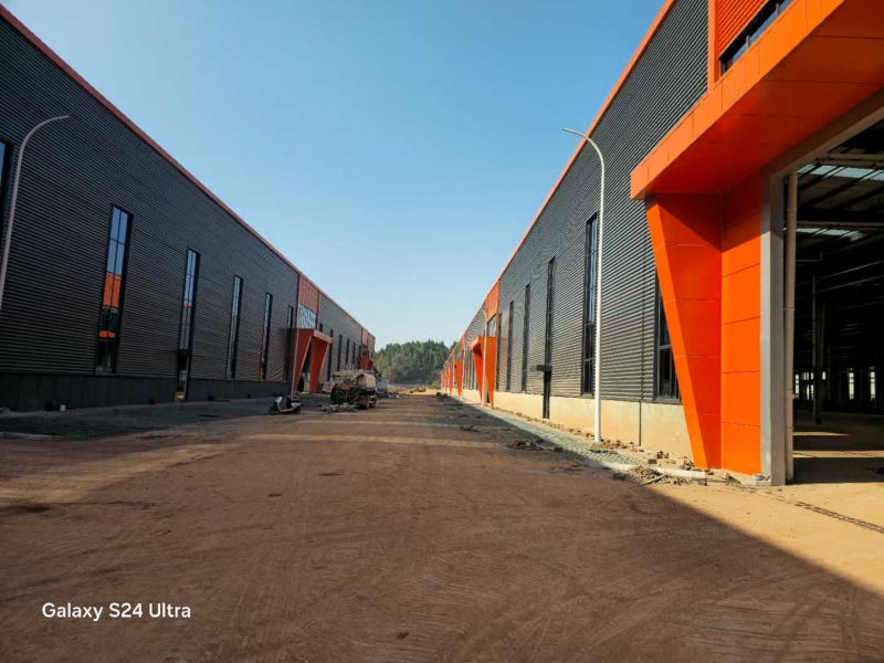 全新鋼結構單層10w平出租