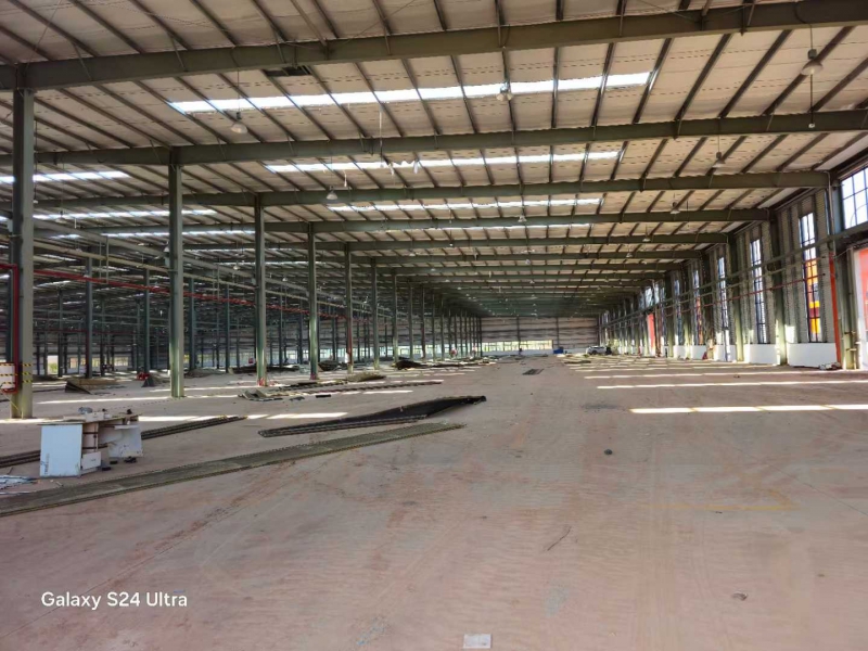 全新鋼結構單層10w平出租