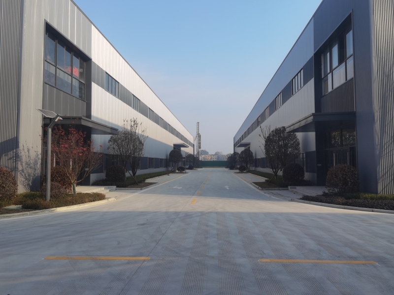 德陽經(jīng)開區(qū)二重隔壁14米層高單層鋼結構廠房出售