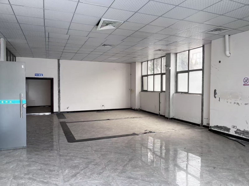 廠房出租（免裝修期，免租期）獨門獨院稀缺廠房