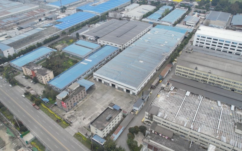 6000平機(jī)械加工廠房出租 成都溫江帶5臺行吊的數(shù)控車床廠房 成都華盛興邦產(chǎn)業(yè)園廠房出租