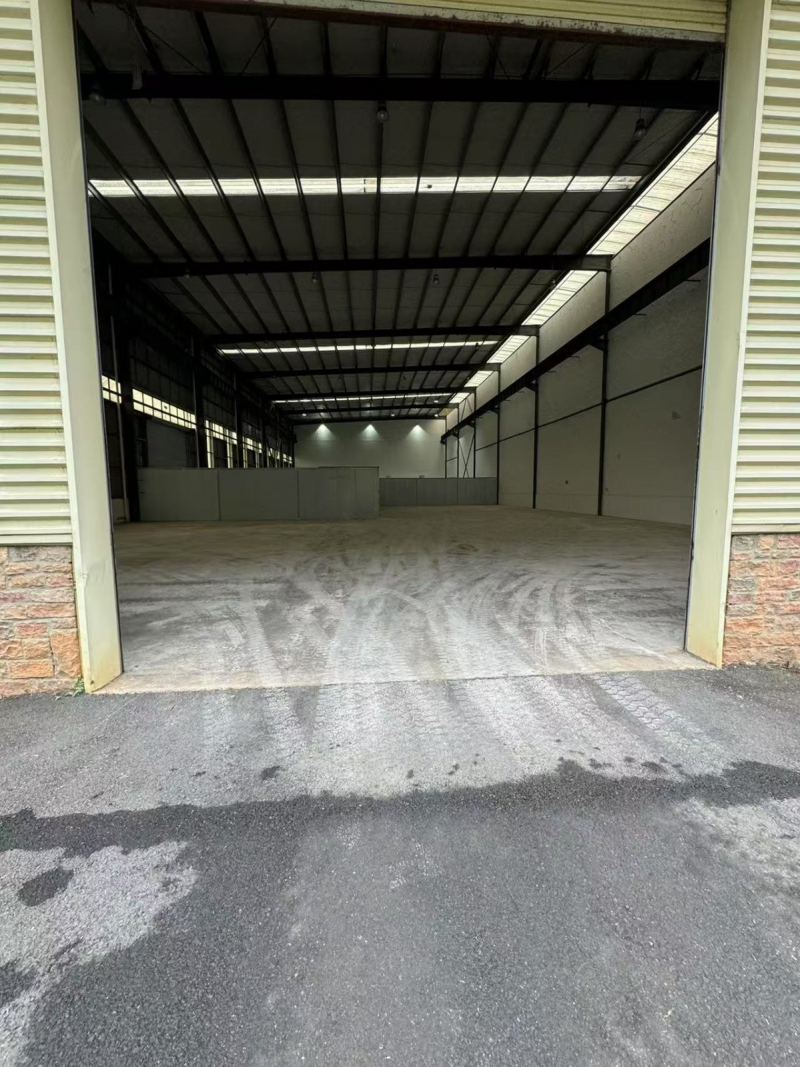 丹棱1528平行車及650平廠房出租