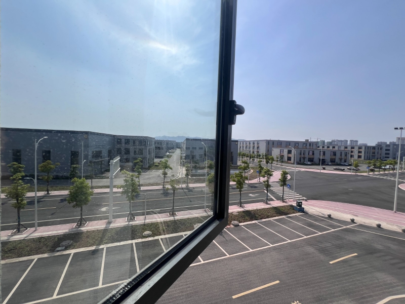 350畝園區(qū)園區(qū)廠房1100到6000㎡可租可售,多層單層獨棟。