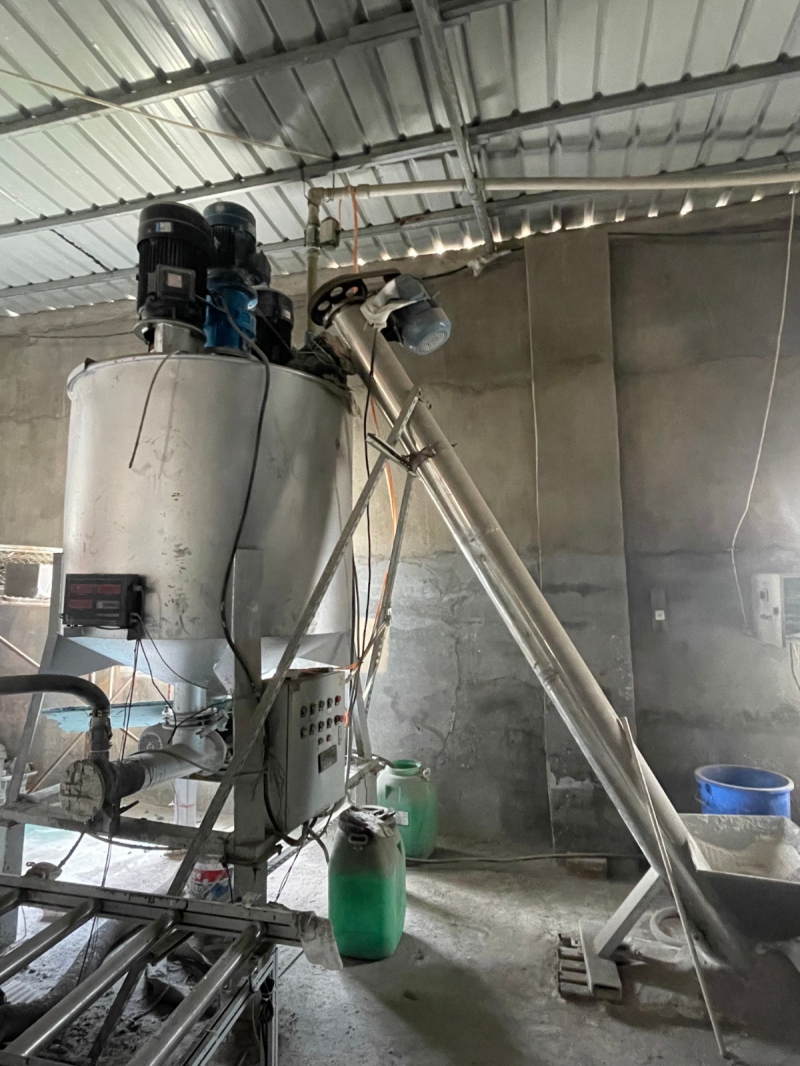 南昌南昌縣 八一鄉(xiāng)蓮謝路2000㎡ 廠房租售層高8米 跨度50米 柱距25米 獨院 可環(huán)評 可分租