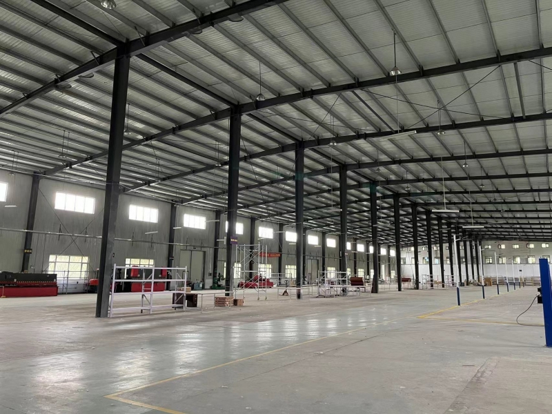 出租園區(qū)標(biāo)準(zhǔn)廠房，交通便利，環(huán)境優(yōu)美，可辦公，可代辦手續(xù)