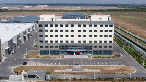 甘泉堡經(jīng)開區(qū)廠房辦公住宿餐廳整租分組